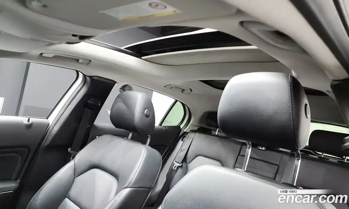 Mercedes-Benz GLA-Class 2019 2.0 Автомат в Москве № 228936, фото 15