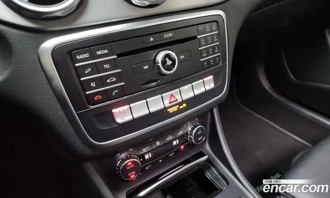 Mercedes-Benz GLA-Class 2019 2.0 Автомат в Москве № 228936, фото 17