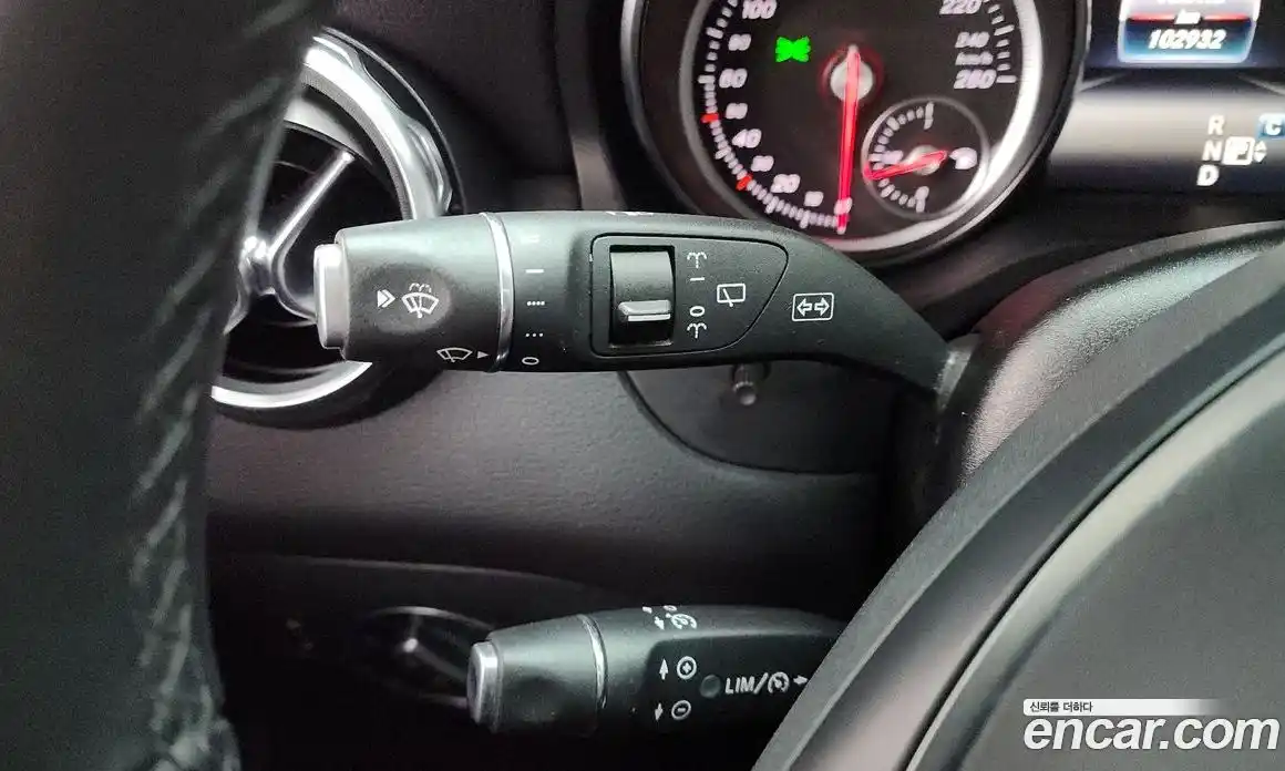 Mercedes-Benz GLA-Class 2019 2.0 Автомат в Москве № 228936, фото 19