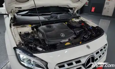 Mercedes-Benz GLA-Class 2019 2.0 Автомат в Москве № 228936, миниатюра 6