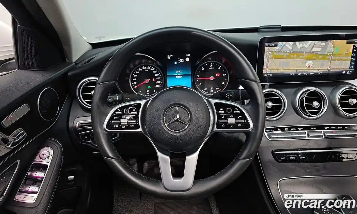 Mercedes-Benz C-Class 2019 1.9 Автомат в Москве № 228946, фото 13