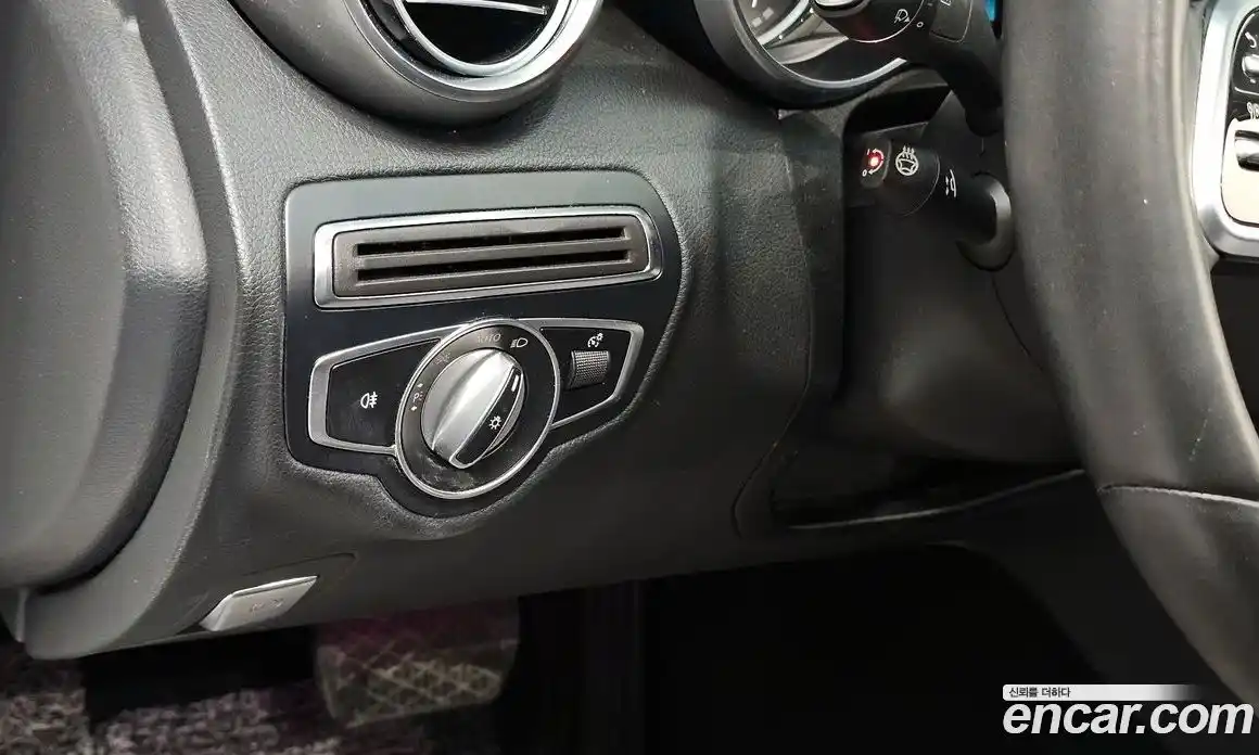 Mercedes-Benz C-Class 2019 1.9 Автомат в Москве № 228946, фото 16