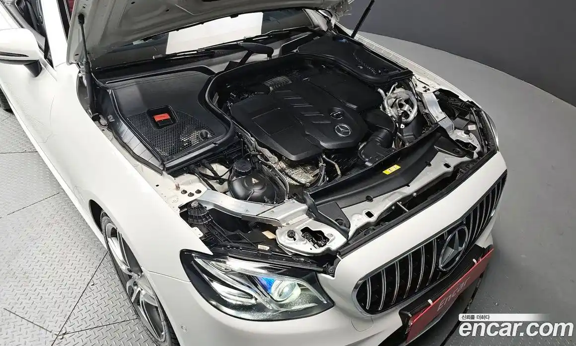 Mercedes-Benz E-Class 2018 1.9 Автомат в Москве № 229527, фото 6