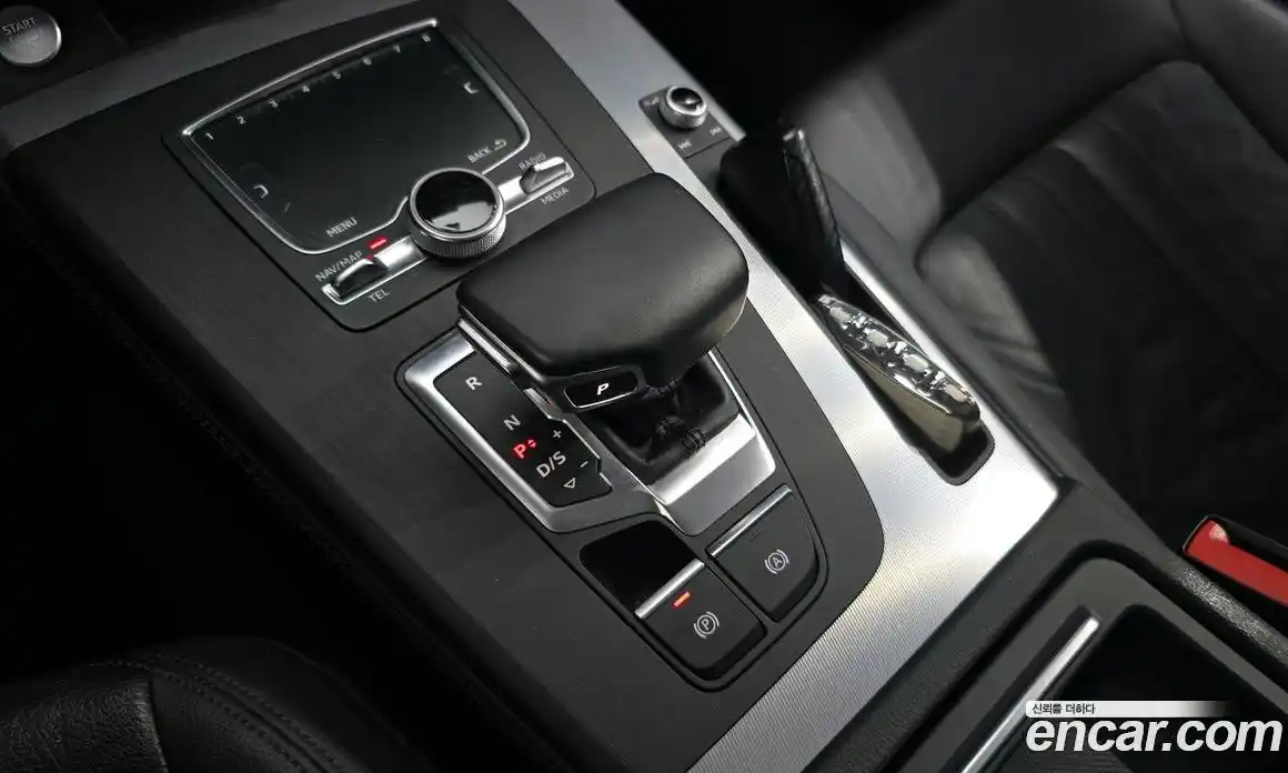 Audi Q5 2020 2.0 Автомат в Москве № 229653, фото 9