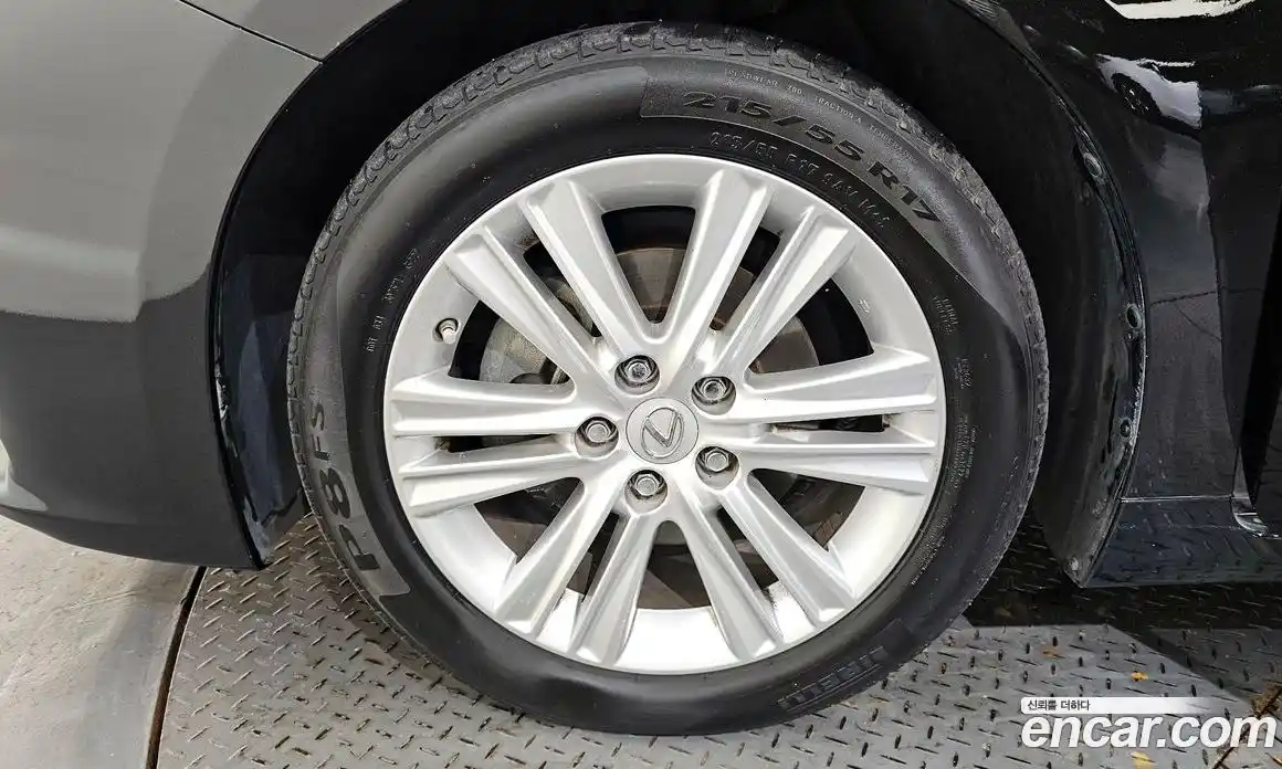 Lexus ES 2015 3.5 Автомат в Москве № 232042, фото 5