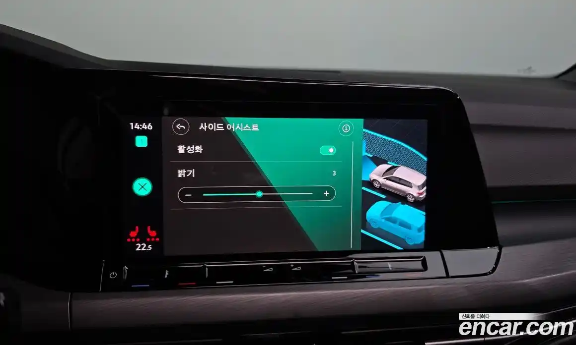 Volkswagen Golf 2022 2.0 Автомат в Москве № 232204, фото 17