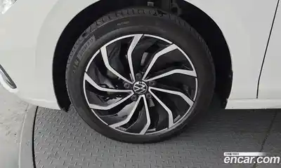 Volkswagen Golf 2022 2.0 Автомат в Москве № 232204, миниатюра 5