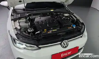 Volkswagen Golf 2022 2.0 Автомат в Москве № 232204, миниатюра 6