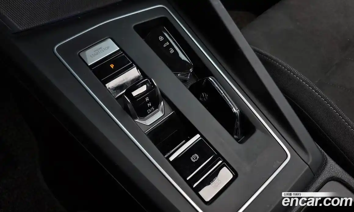 Volkswagen Golf 2022 2.0 Автомат в Москве № 232204, фото 9