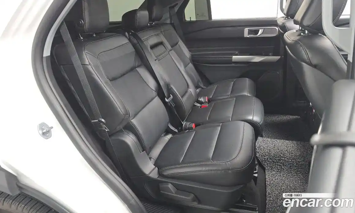 Ford Explorer 2020 2.3 Автомат в Москве № 233167, фото 12