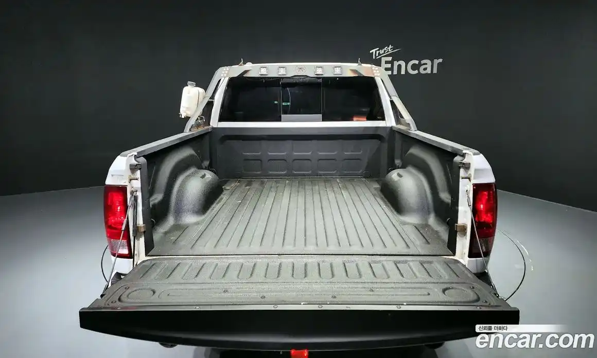 Dodge Ram Pick Up 2014 5.7 Автомат в Москве № 233526, фото 20