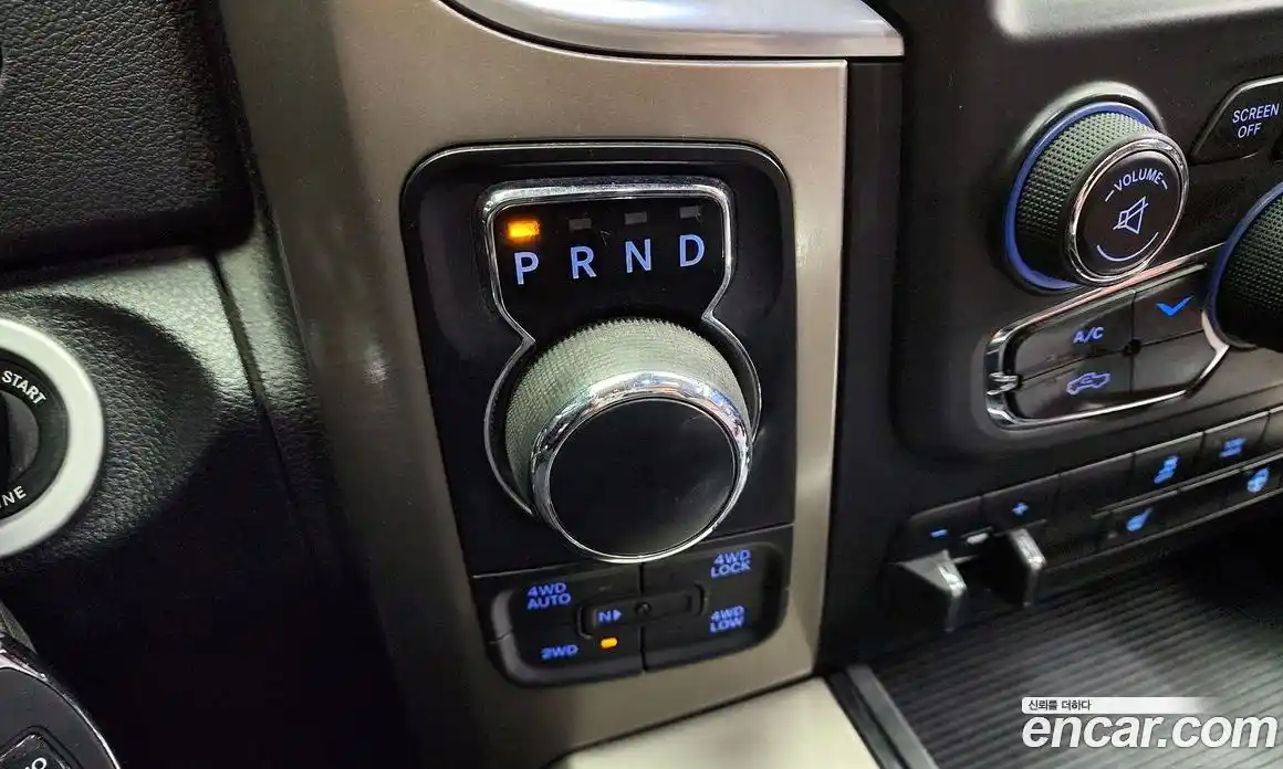 Dodge Ram Pick Up 2014 5.7 Автомат в Москве № 233526, фото 9