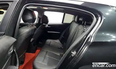 BMW 1-Series 2018 2.0 Автомат в Москве № 237275, миниатюра 12