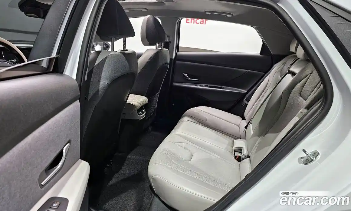 Hyundai Avante 2021 1.6 Автомат в Москве № 247540, фото 12