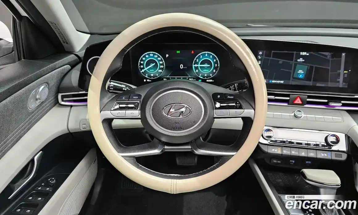 Hyundai Avante 2021 1.6 Автомат в Москве № 247540, фото 13