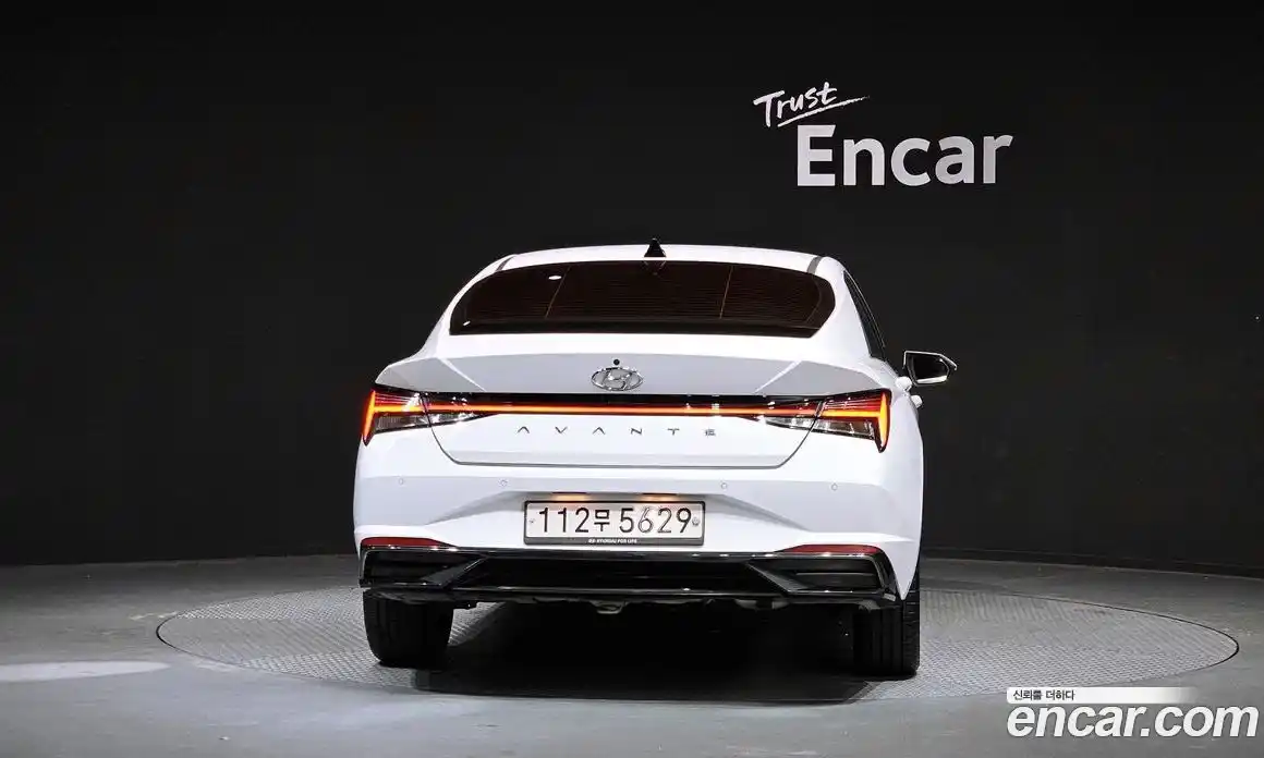 Hyundai Avante 2021 1.6 Автомат в Москве № 247540, фото 4