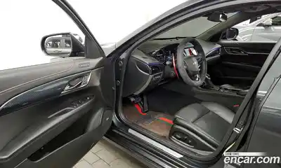 Cadillac ATS 2018 2.0 Автомат в Москве № 256347, миниатюра 10