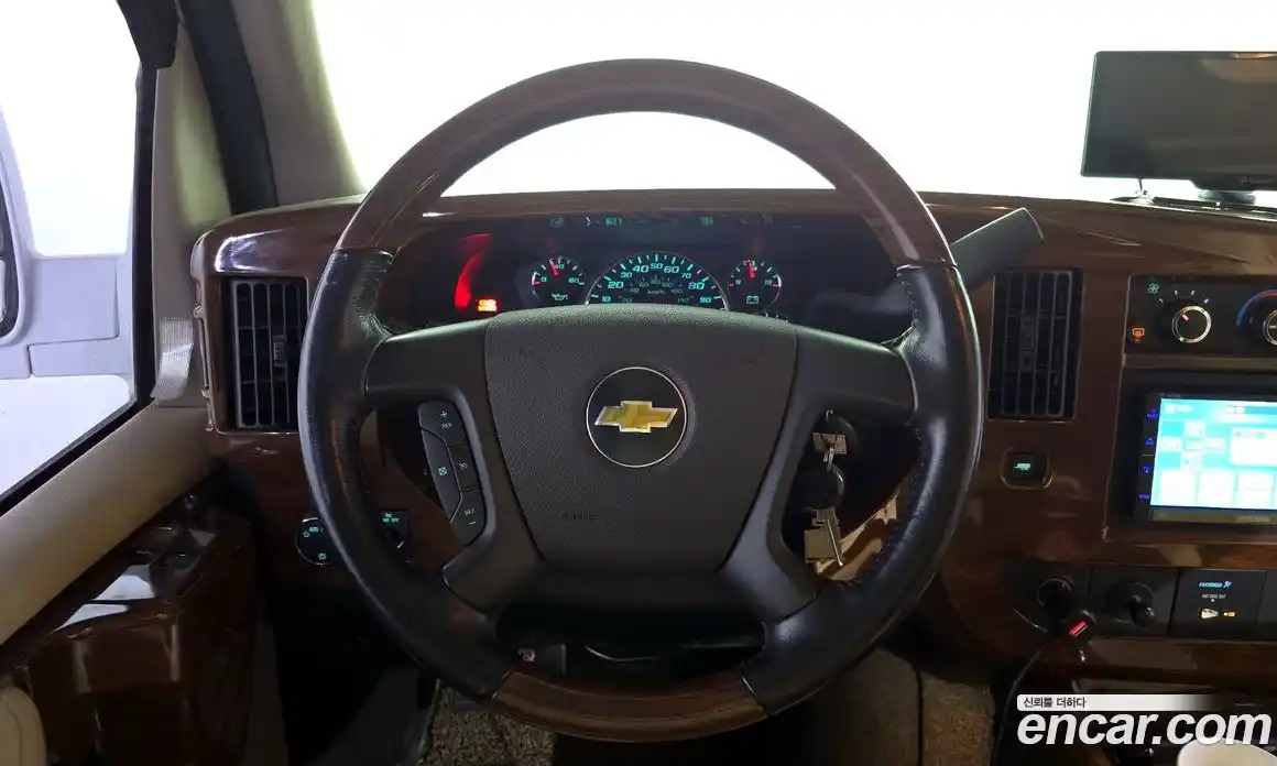 Chevrolet Express Van 2010 6.0 Автомат в Москве № 260421, фото 13