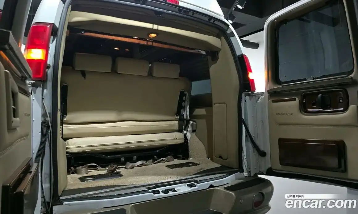 Chevrolet Express Van 2010 6.0 Автомат в Москве № 260421, фото 20