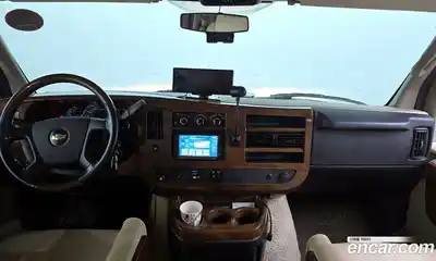 Chevrolet Express Van 2010 6.0 Автомат в Москве № 260421, миниатюра 7