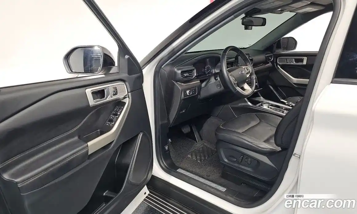 Ford Explorer 2022 2.3 Автомат в Москве № 273406, фото 10