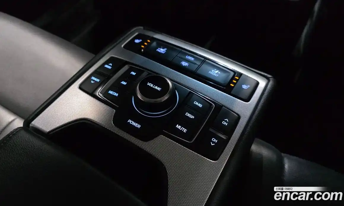 Genesis G80 2017 3.8 Автомат в Москве № 27372, фото 19