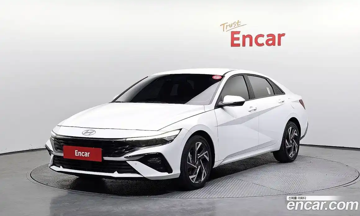 Hyundai Avante 2024 1.6 Автомат в Москве № 2742, фото 1