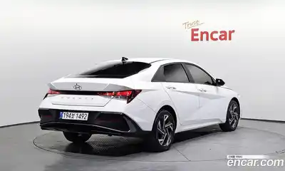 Hyundai Avante 2024 1.6 Автомат в Москве № 2742, миниатюра 2