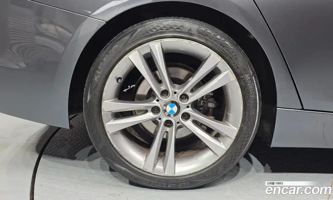 BMW 3-Series 2014 2.0 Автомат в Москве № 308750, фото 5