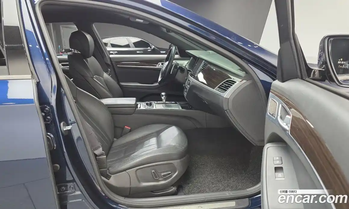 Genesis G80 2018 3.3 Автомат в Москве № 309366, фото 10