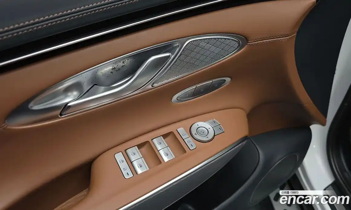 Genesis GV70 2021 2.2 Автомат в Москве № 309402, фото 17