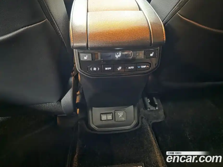 Toyota Highlander 2025 2.5 Автомат в Москве № 318571, фото 16