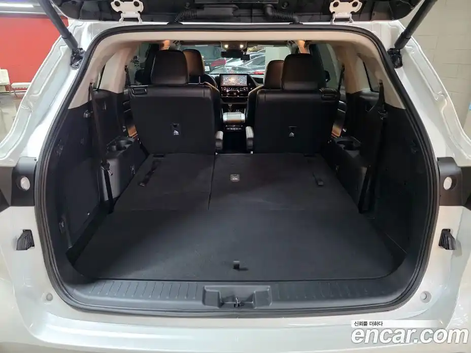 Toyota Highlander 2025 2.5 Автомат в Москве № 318571, фото 17