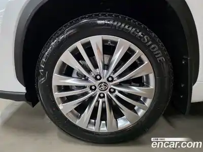 Toyota Highlander 2025 2.5 Автомат в Москве № 318571, миниатюра 5