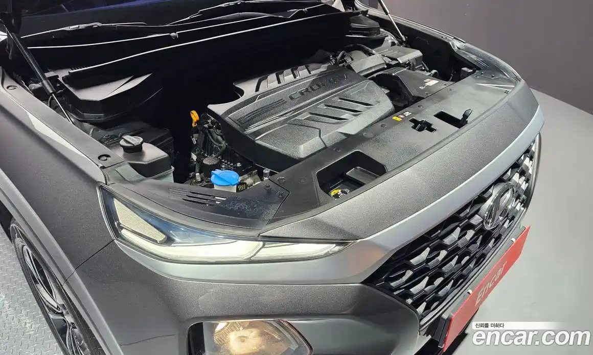 Hyundai Santa Fe 2019 2.0 Автомат в Москве № 320608, фото 6