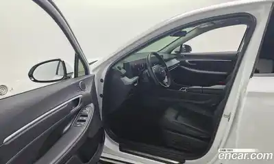 Hyundai Sonata 2024 2.0 Автомат в Москве № 320618, миниатюра 12