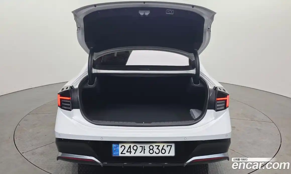 Hyundai Sonata 2024 2.0 Автомат в Москве № 320618, фото 20