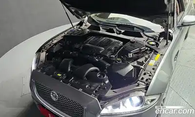 Jaguar XJ 2015 3.0 Автомат в Москве № 331539, миниатюра 6