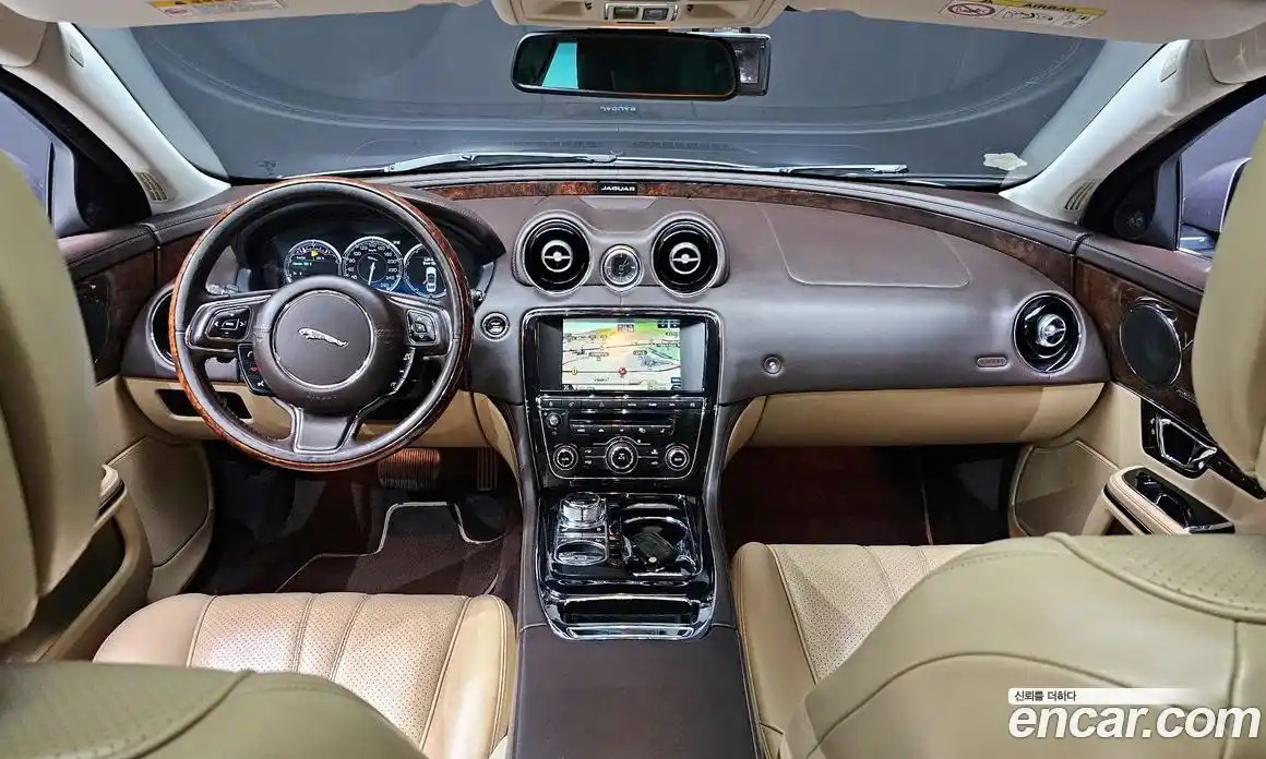 Jaguar XJ 2015 3.0 Автомат в Москве № 331539, фото 7