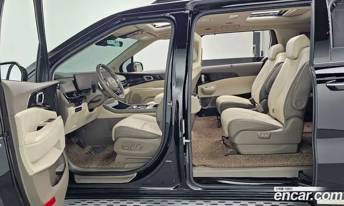 Kia Canival 2024 3.5 Автомат в Москве № 339025, фото 18