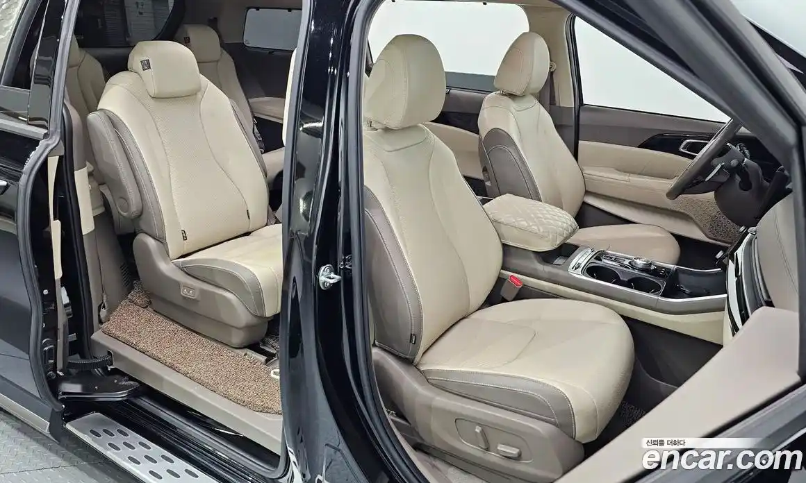 Kia Canival 2024 3.5 Автомат в Москве № 339025, фото 10