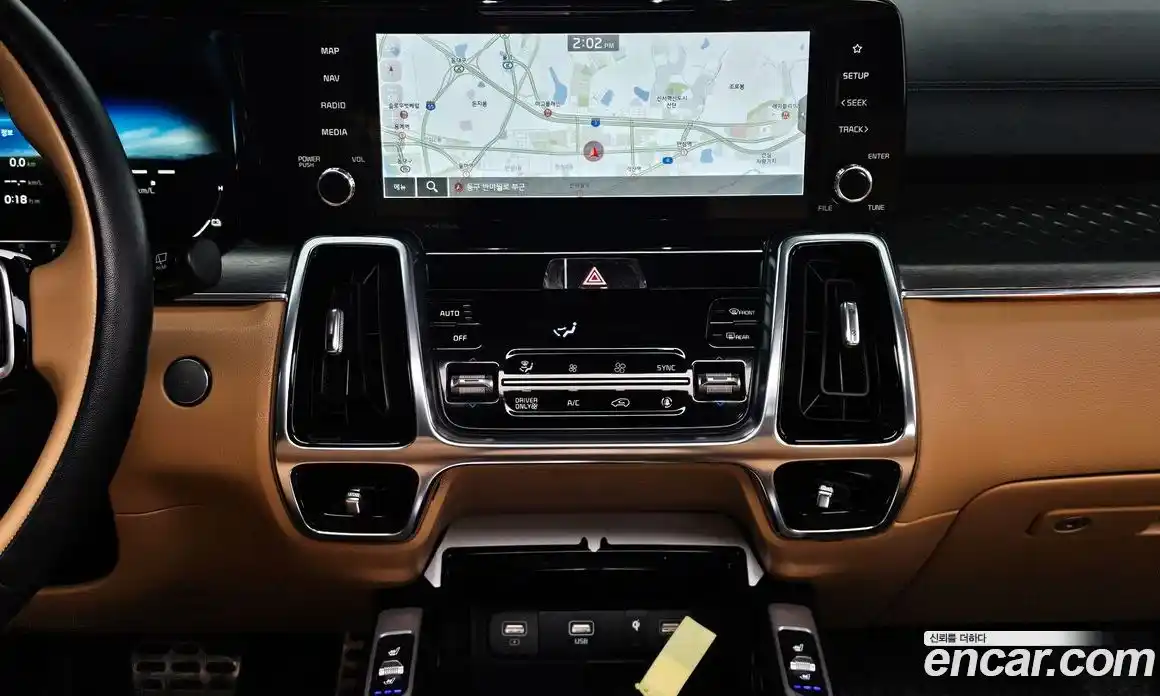 Kia Sorento 2023 1.6 Автомат в Москве № 339028, фото 13