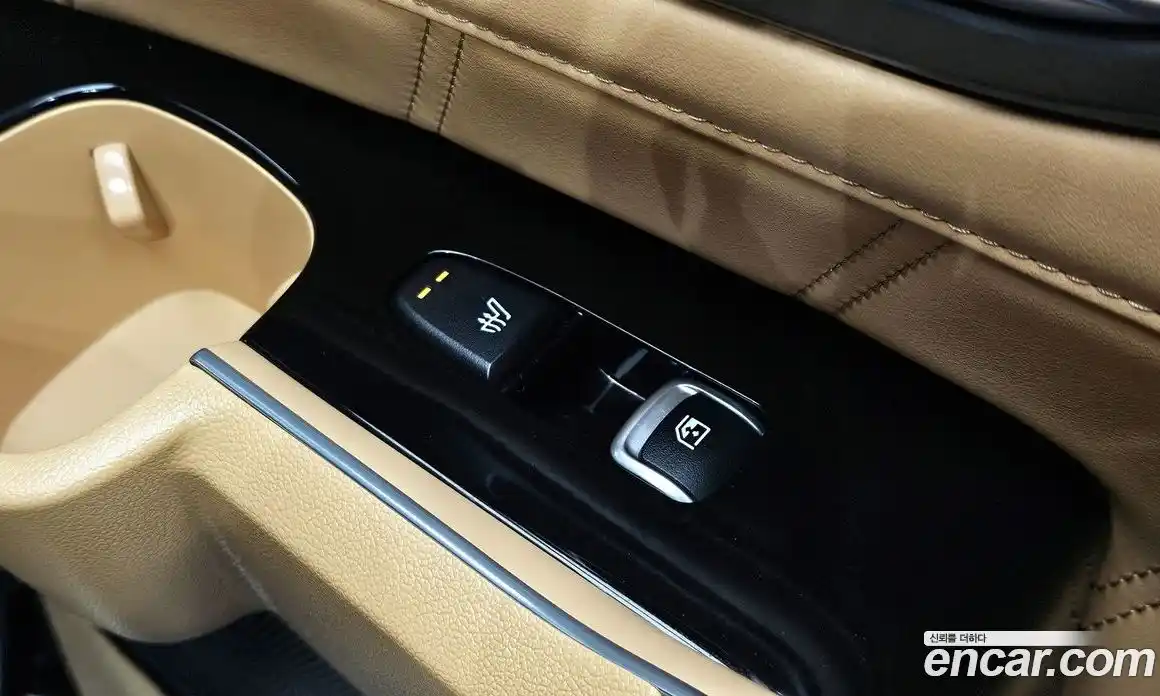 Kia Sorento 2023 1.6 Автомат в Москве № 339028, фото 16