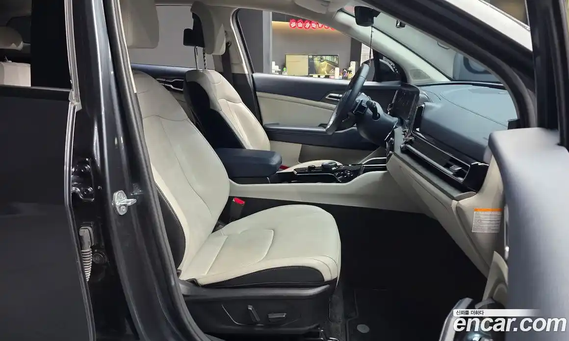 Kia Sportage 2022 1.6 Автомат в Москве № 339069, фото 11