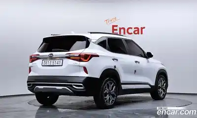 Kia Seltos 2020 1.6 Автомат в Москве № 339090, миниатюра 2