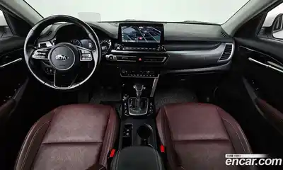 Kia Seltos 2020 1.6 Автомат в Москве № 339090, миниатюра 7