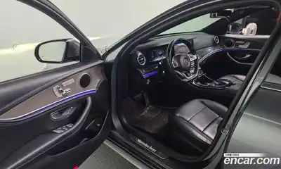 Mercedes-Benz E-Class 2017 2.0 Автомат в Москве № 343076, миниатюра 11