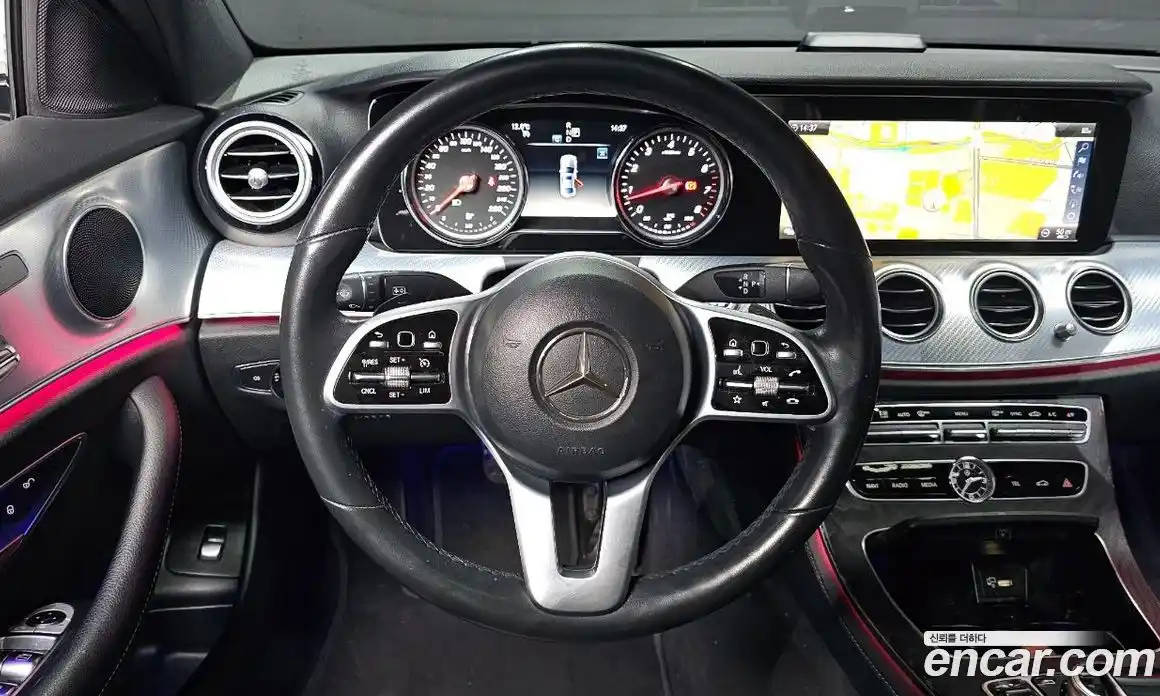 Mercedes-Benz E-Class 2020 2.0 Автомат в Москве № 343113, фото 13