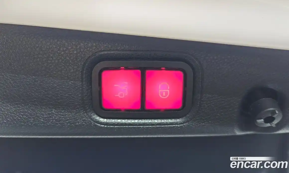 Mercedes-Benz E-Class 2020 2.0 Автомат в Москве № 343113, фото 20