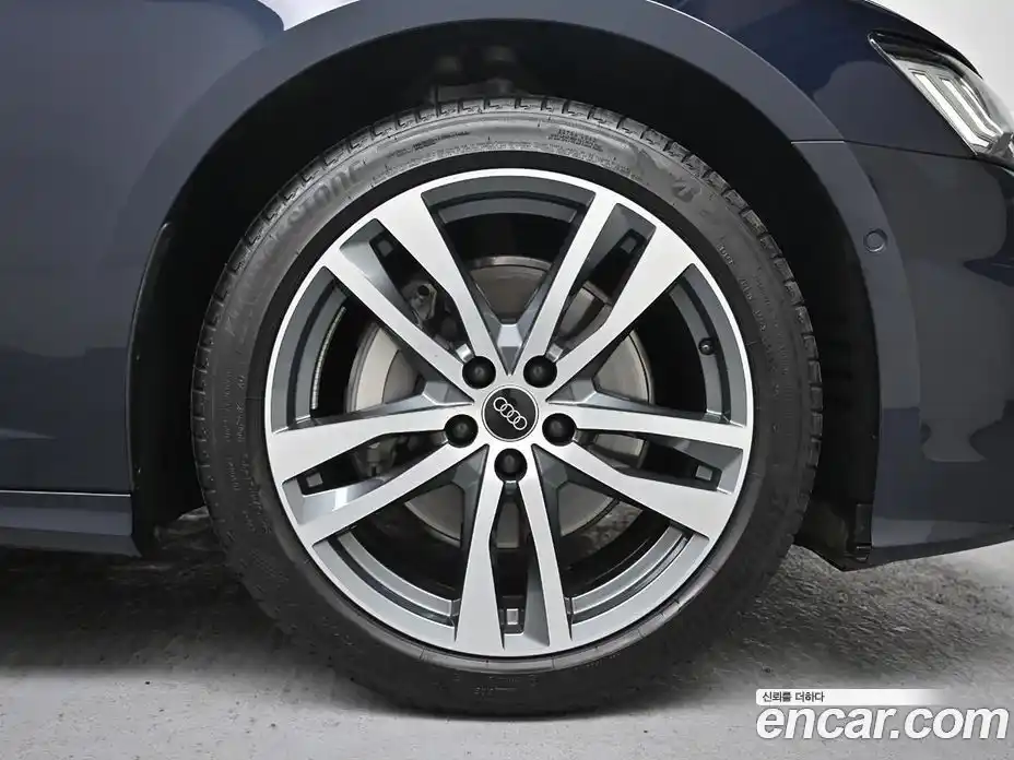 Audi A6 2023 2.0 Автомат в Москве № 343857, фото 5